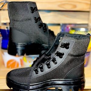 Combat Style Dr Martins unisex